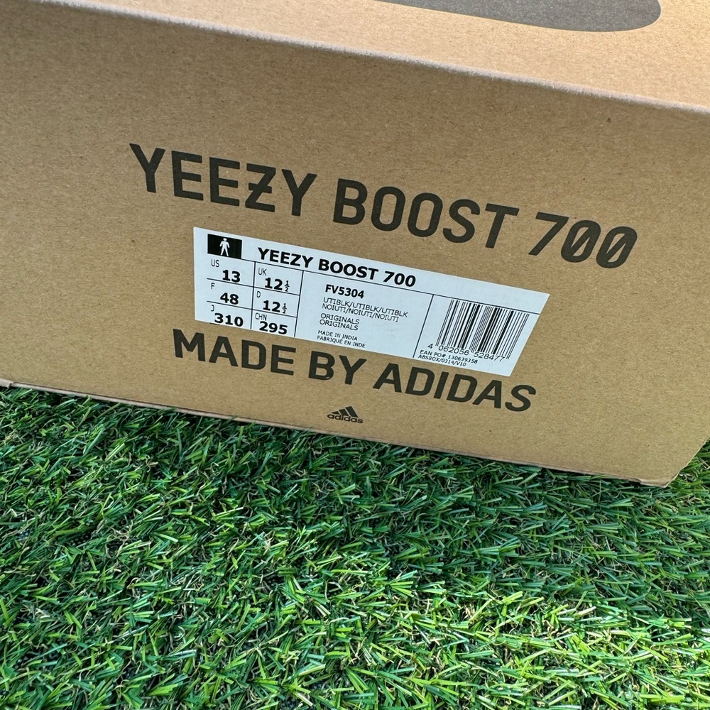 📦SOLD📦Yeezy 700 Utility - Picture 13 of 13